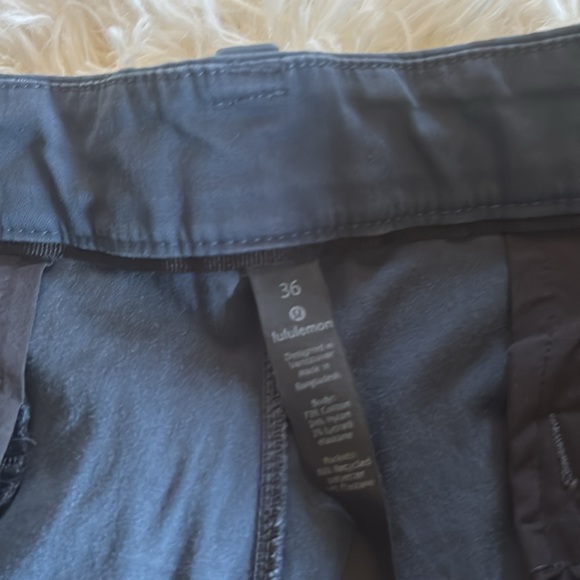 Lululemon ABC classic fit blue flat front shorts size 36 - Picture 6 of 8